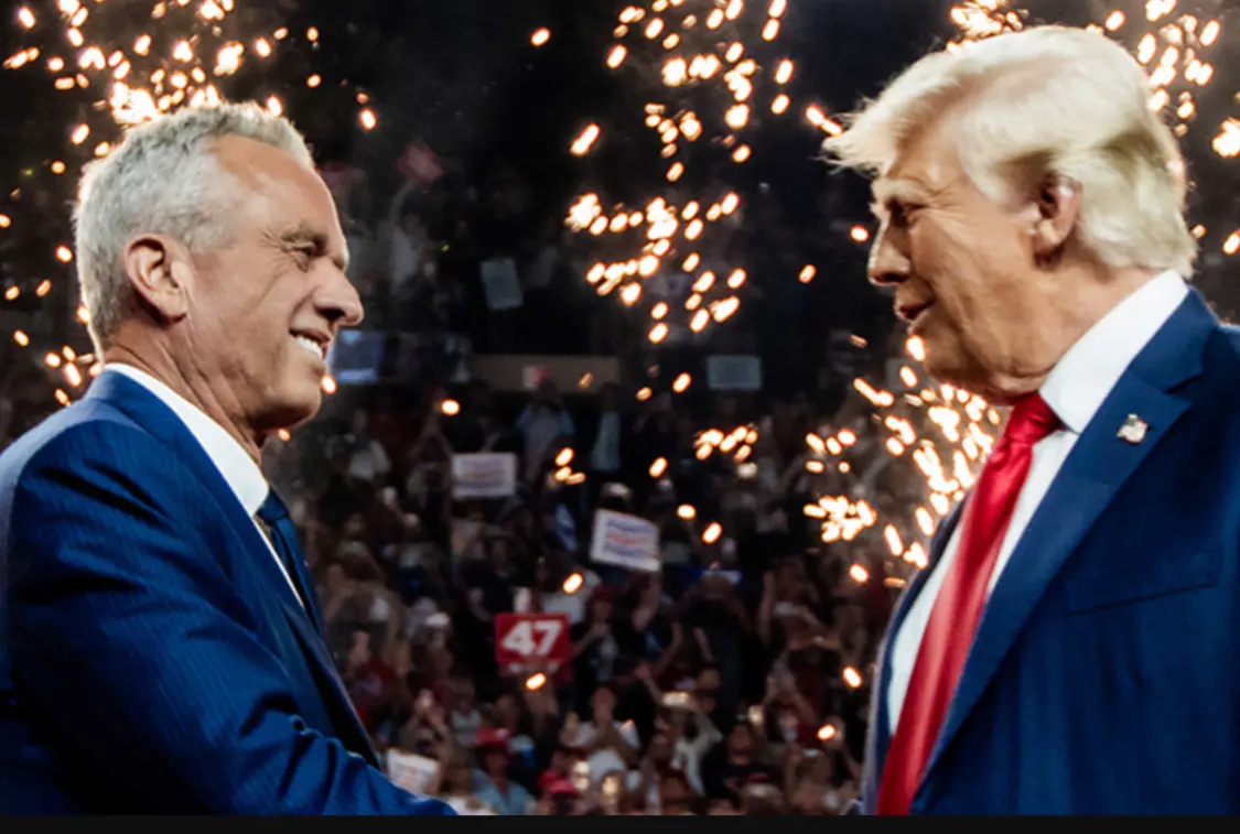 ▲小罗伯特·肯尼迪与特朗普