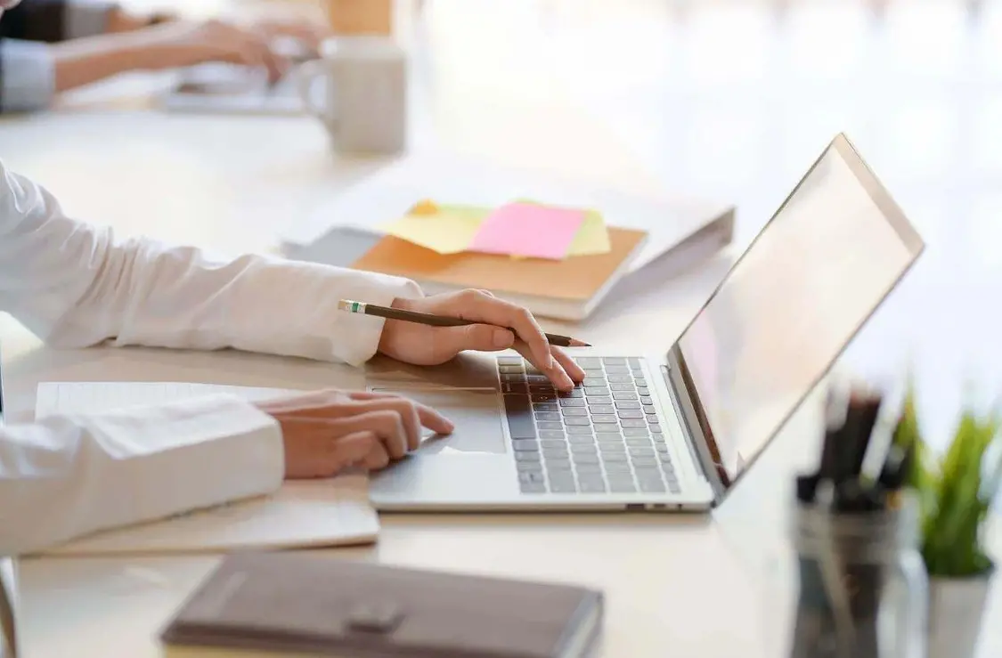 国安部：青年公职人员结识“女网友”，多次向其提供国家秘密