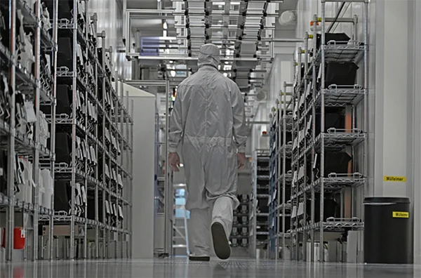 法庭文件曝光：美国曾施压荷兰，想要豁免，中国籍CEO必须换