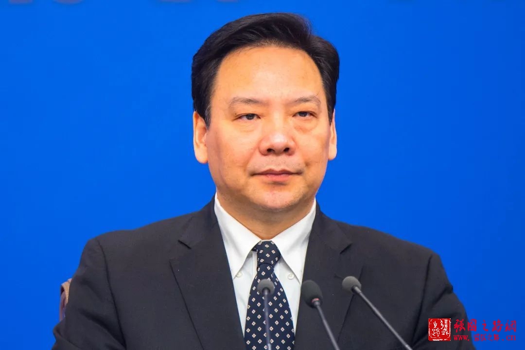 陈雨露：绿色金融“三大功能”“五大支柱”助力实现“30•60目标”