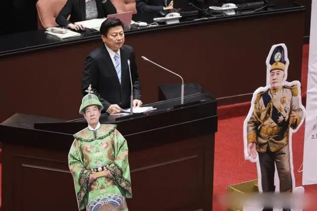 赖清德不出席弹劾审查，傅崐萁批：就任后掏空台湾40.5万亿新台币